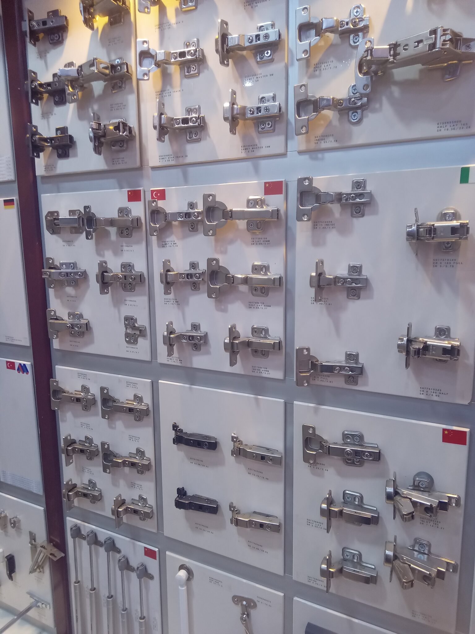 ٢٠٢٥١٢١١ ١٧٥٢٣٠