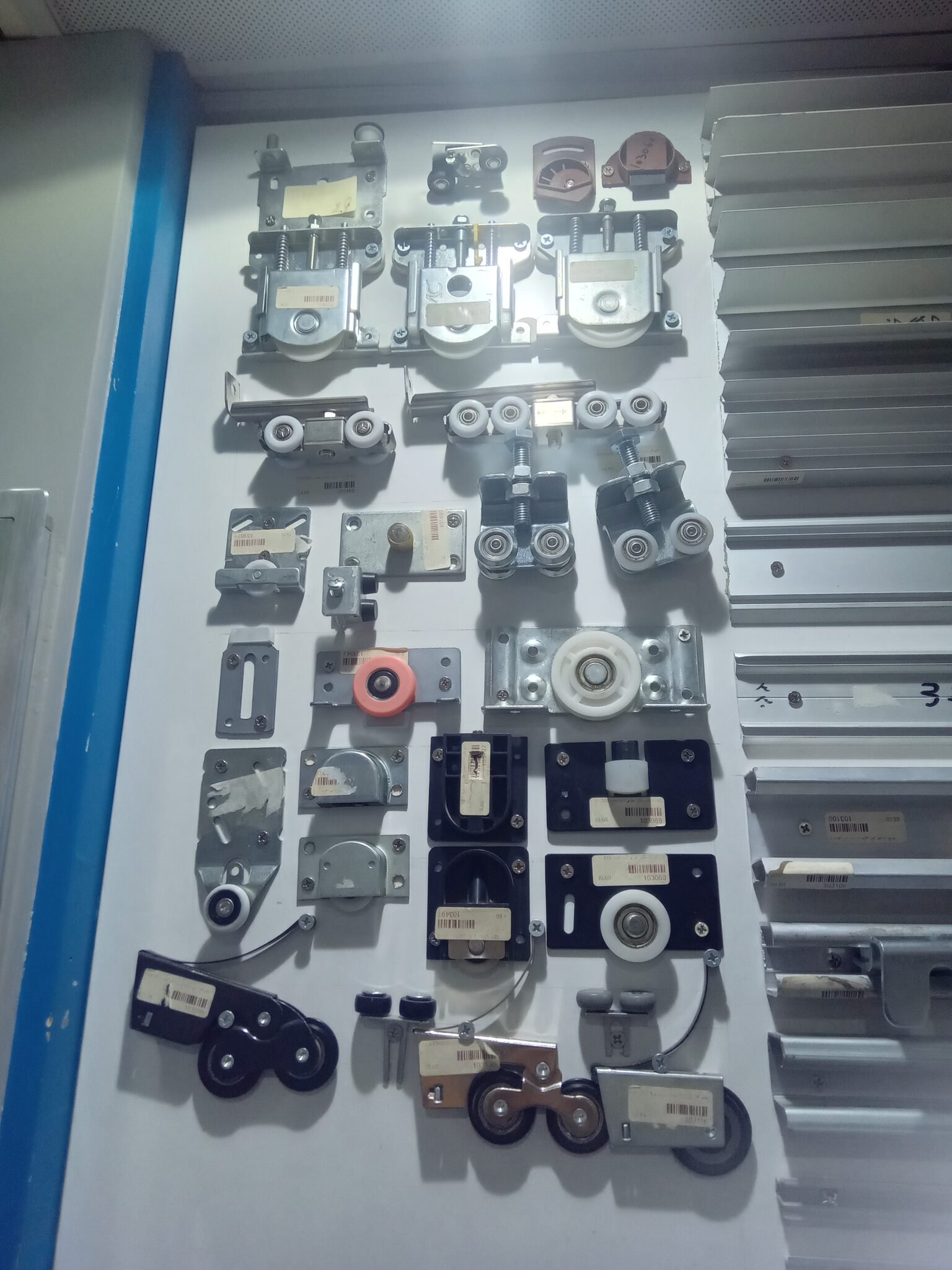 ٢٠٢٥١٢١١ ١٨٠٣٢٧